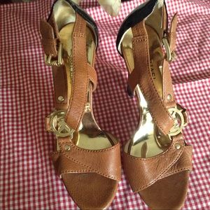 Michael Kors Platform Sandal Size 7M
